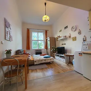 Get Flat Slovenska Apartamento Praga